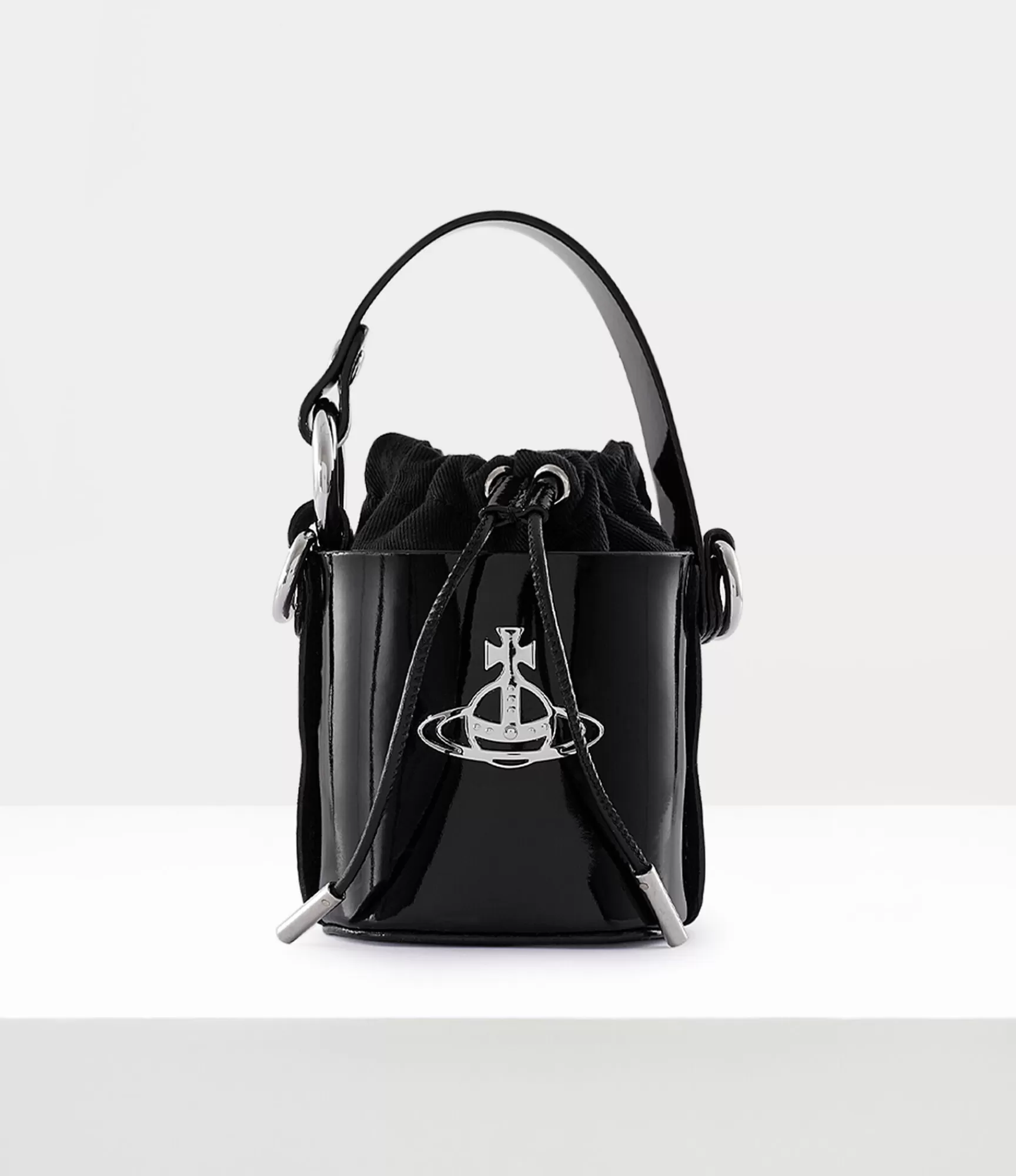 Vivienne Westwood Daisy Bucket Bag | Women Handbags